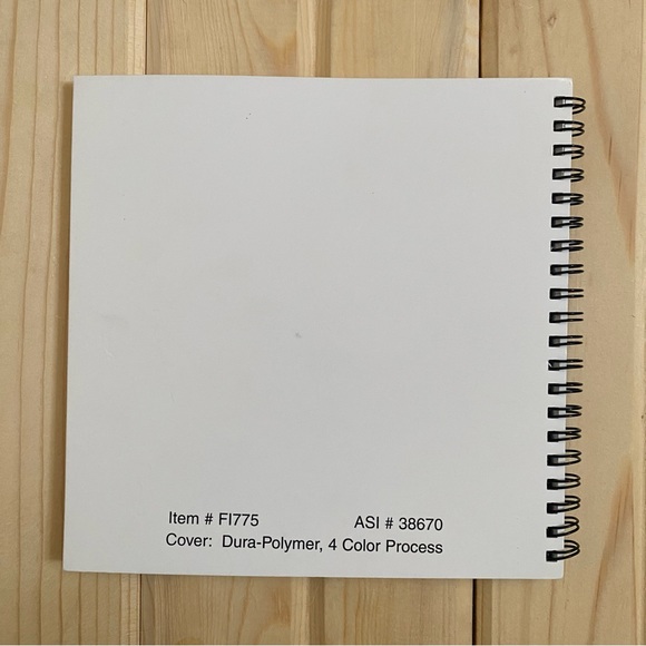 🟢 {3/$15} 🐧 Discovery Channel Square Notebook with Penguin Images - Picture 6 of 10